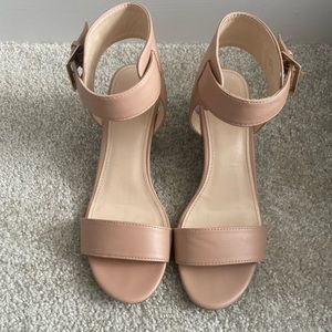 Size 9M Nude Nine West Sandals/Wedges